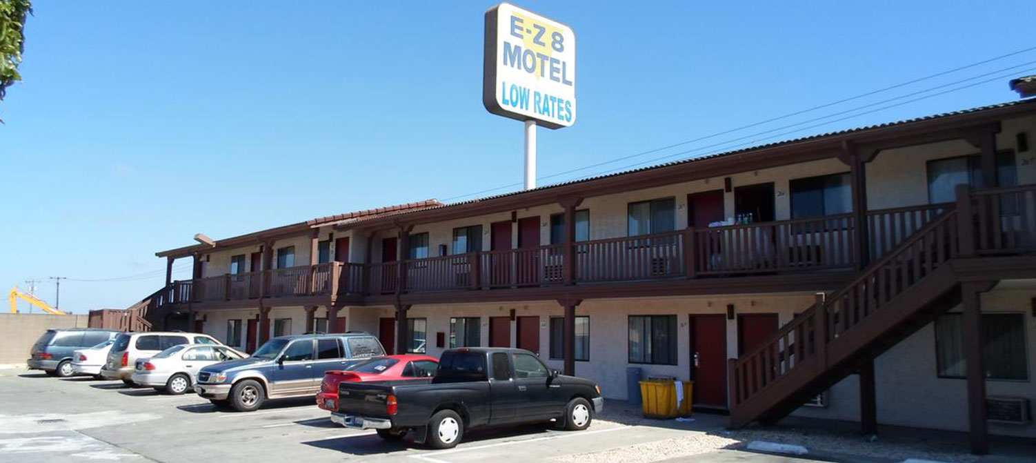  WELCOME TO THE E-Z 8 MOTEL NEWARK, CALIFORNIA LOCATED IN THE HEART OF THE EAST BAY